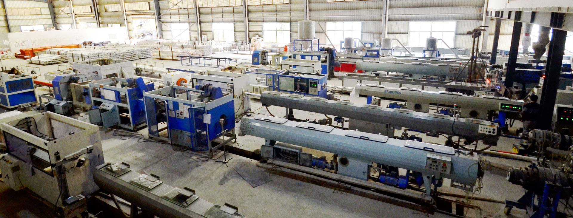 滇龍塑膠19年，PVC、PPR、PE給排水研發(fā)制造